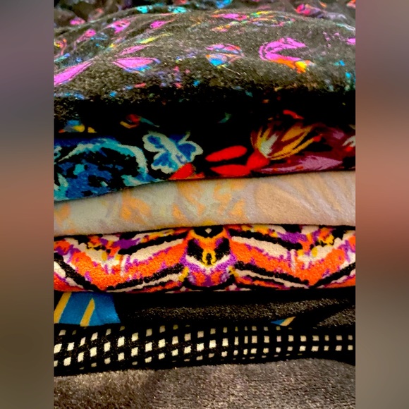Lularoe lot of 7 TC leggings - Picture 1 of 8